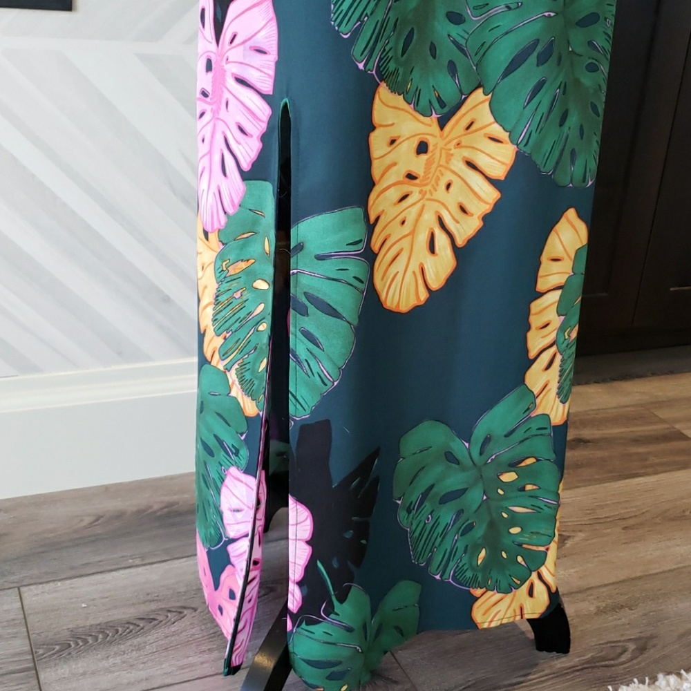 C&E maxi dress green yellow pink tropical print  spaghetti strap Size Large - Picture 4 of 5